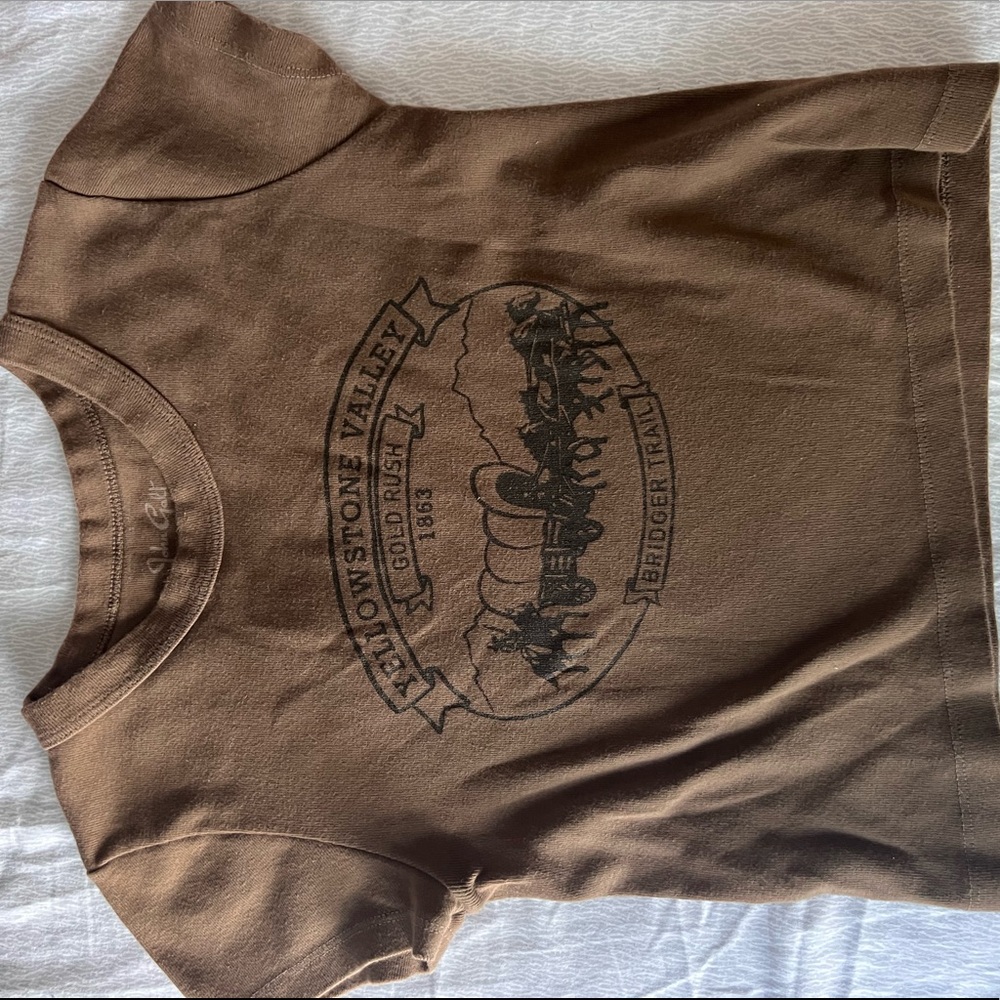 brandy melville baby tee